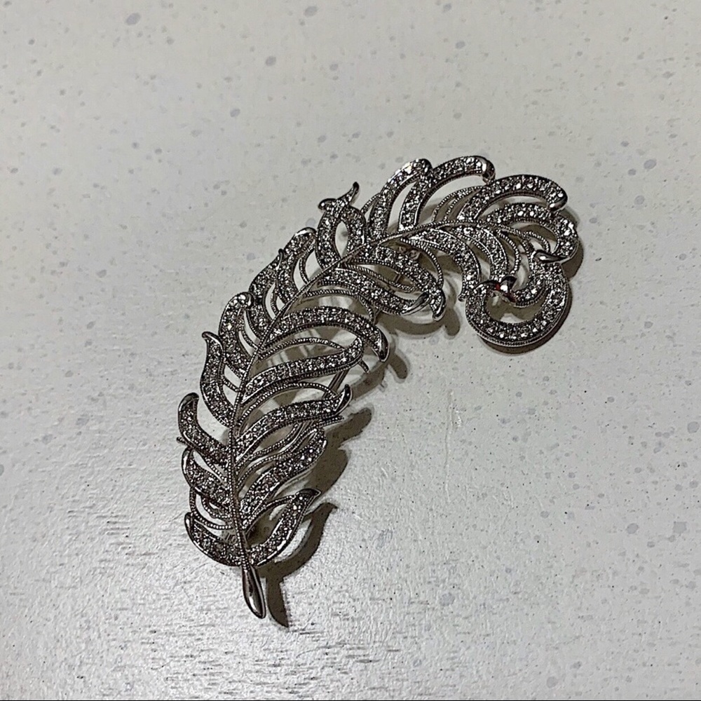 Silver diamond brooch